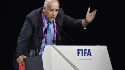 رئيس الإتحاد الفلسطيني لكرة القدم يدعو لمعاقبة الاحتلال